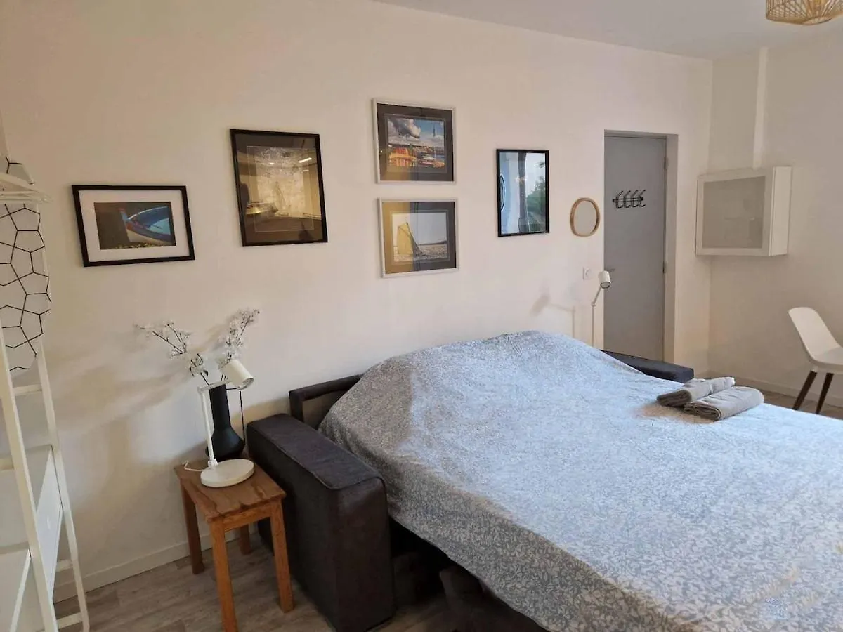 Renovated Studio 25M2 Old Town Antibes