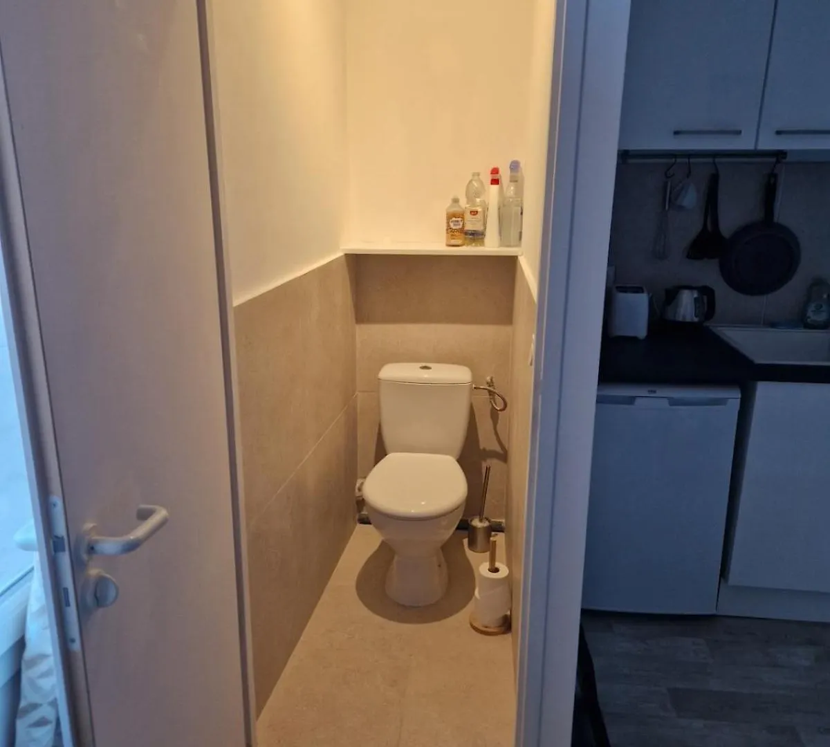 Renovated Studio 25M2 Old Town Antibes 0*,  France